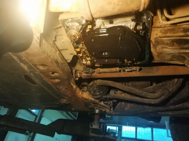 Hinh anh may quet ma loi chuyen dung doc cac code tu TCM de chan doan P0700 tren Silverado